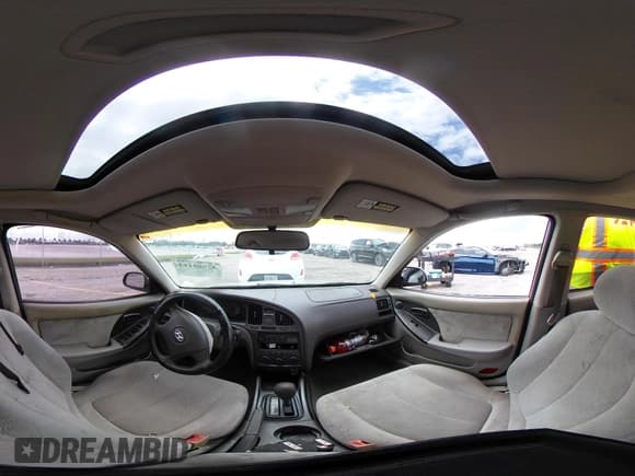 ✅ 2005 Hyundai Elantra GLS • VIN: KMHDN46D95U066398 • Lot: 42008113. Wystawiony na IAAI z przebiegiem 128 514 mil. Bezpłatny archiwum sprzedaży aukcyjnych z USA i szczegółowy raport historii pojazdu na DreamBid. Zdjęcie 18.