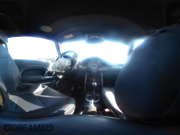 ✅ 2007 MINI Convertible S • VIN: WMWRH335X7TJ43665 • Lot: 43154907. Listed on IAAI with 143,631 mi. Free auction sales archive from the USA and detailed vehicle history report at DreamBid. Image 17.