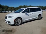 ✅ 2022 Chrysler Pacifica Limited • VIN: 2C4RC1GG8NR111710 • Lot: 82325015. Wystawiony na Copart z przebiegiem 86 093 mil. Bezpłatny archiwum sprzedaży aukcyjnych z USA i szczegółowy raport historii pojazdu na DreamBid. Zdjęcie 1.