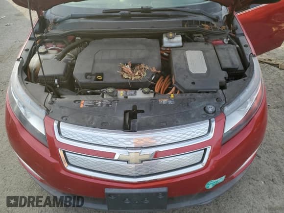 ✅ 2012 Chevrolet Volt • VIN: 1G1RH6E47CU115439 • Lot: 81323004. Wystawiony na Copart z przebiegiem Nie podano. Bezpłatny archiwum sprzedaży aukcyjnych z USA i szczegółowy raport historii pojazdu na DreamBid. Zdjęcie 11.