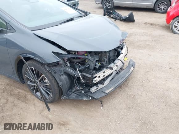 ✅ 2024 Toyota Prius LE • VIN: JTDACAAU8R3028529 • Lot: 42079826. Wystawiony na IAAI z przebiegiem 7 849 mil. Bezpłatny archiwum sprzedaży aukcyjnych z USA i szczegółowy raport historii pojazdu na DreamBid. Zdjęcie 18.