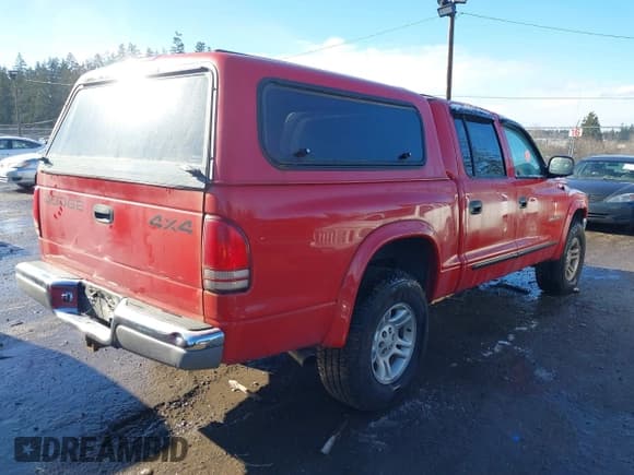 ✅ 2002 Dodge Dakota SLT • VIN: 1B7HG48N62S518157 • Lot: 41471025. Wystawiony na IAAI z przebiegiem 291 644 mil. Bezpłatny archiwum sprzedaży aukcyjnych z USA i szczegółowy raport historii pojazdu na DreamBid. Zdjęcie 4.