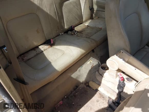 ✅ 2007 Volkswagen Beetle • VIN: 3VWRW31C27M511441 • Лот: 42850059. Опубликован ранее на IAAI с пробегом 200 236 миль. Бесплатный доступ к архиву аукционных продаж из США и подробный отчёт об истории автомобиля на DreamBid. Изображение 8.