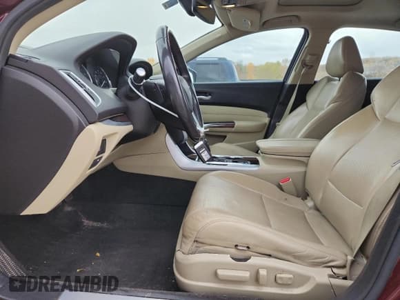 ✅ 2015 Acura TLX Technology • VIN: 19UUB1F53FA021871 • Lot: 82752135. Wystawiony na Copart z przebiegiem 164 373 mil. Bezpłatny archiwum sprzedaży aukcyjnych z USA i szczegółowy raport historii pojazdu na DreamBid. Zdjęcie 7.