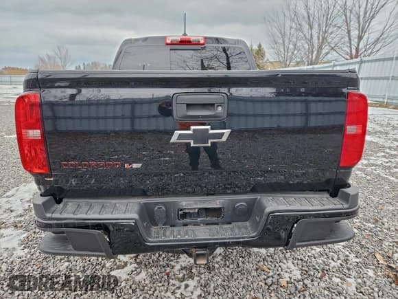 ✅ 2018 Chevrolet Colorado 4WD LT • VIN: 1GCGTCEN9J1279892 • Lot: 94308795. Listed on Copart with 186,692 mi. Free auction sales archive from the USA and detailed vehicle history report at DreamBid. Image 6.