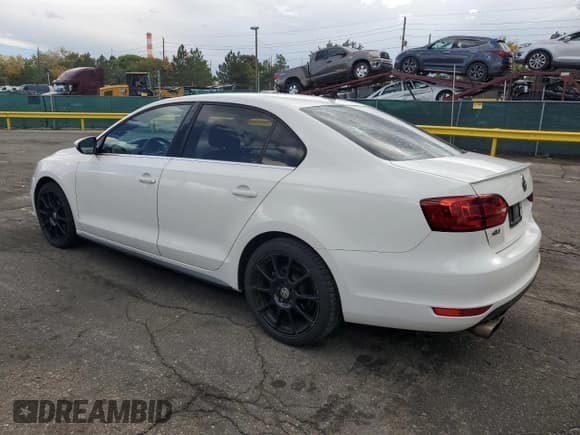 ✅ 2012 Volkswagen Jetta Autobahn • VIN: 3VW567AJ9CM450930 • Lot: 84655985. Listed on Copart with 105,972 mi. Free auction sales archive from the USA and detailed vehicle history report at DreamBid. Image 2.