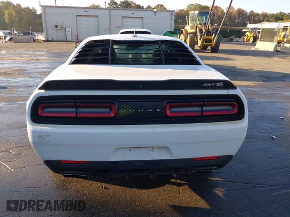 2018 Dodge Challenger T/A 392 с VIN 2C3CDZFJ6JH279560, выставлен на аукционе IAAI как лот 43373624 с пробегом 68 221 миль миль и . История ставок и продаж доступна на DreamBid. Изображение 17.