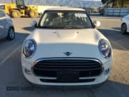 ✅ 2019 MINI Hardtop Cooper • VIN: WMWXP5C5XK2H30956 • Лот: 90322205. Опубликован ранее на Copart с пробегом 35 907 миль. Бесплатный доступ к архиву аукционных продаж из США и подробный отчёт об истории автомобиля на DreamBid. Изображение 5.