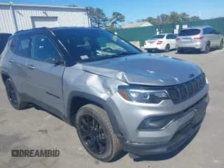 ✅ 2022 Jeep Compass Latitude • VIN: 3C4NJDBB4NT197015 • Лот: 42074901. Опубликован ранее на IAAI с пробегом 61 498 миль. Бесплатный доступ к архиву аукционных продаж из США и подробный отчёт об истории автомобиля на DreamBid. Изображение 1.