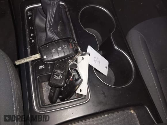 ✅ 2019 Kia Sorento LX • VIN: 5XYPGDA56KG604337 • Лот: 41845342. Опубликован ранее на IAAI с пробегом 49 964 миль. Бесплатный доступ к архиву аукционных продаж из США и подробный отчёт об истории автомобиля на DreamBid. Изображение 11.