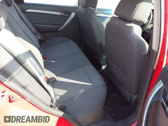 ✅ 2010 Chevrolet Aveo 1LT • VIN: KL1TD5DE1AB100478 • Lot: 42500788. Wystawiony na IAAI z przebiegiem 155 851 mil. Bezpłatny archiwum sprzedaży aukcyjnych z USA i szczegółowy raport historii pojazdu na DreamBid. Zdjęcie 8.