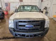 ✅ 2015 Ford F-250 XLT • VIN: 1FTBF2B64FEA28173 • Lot: 80848045. Wystawiony na Copart z przebiegiem 190 673 mil. Bezpłatny archiwum sprzedaży aukcyjnych z USA i szczegółowy raport historii pojazdu na DreamBid. Zdjęcie 5.