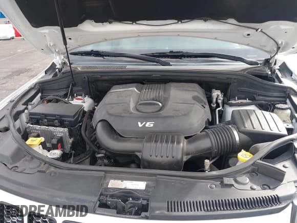 ✅ 2015 Jeep Grand Cherokee Laredo • VIN: 1C4RJFAG6FC164623 • Lot: 43632720. Wystawiony na IAAI z przebiegiem 138 209 mil. Bezpłatny archiwum sprzedaży aukcyjnych z USA i szczegółowy raport historii pojazdu na DreamBid. Zdjęcie 10.