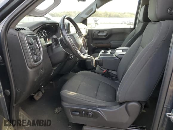 ✅ 2021 Chevrolet Silverado 1500 LT • VIN: 1GCUYDED7MZ426802 • Lot: 79220974. Wystawiony na Copart z przebiegiem 74 916 mil. Bezpłatny archiwum sprzedaży aukcyjnych z USA i szczegółowy raport historii pojazdu na DreamBid. Zdjęcie 7.