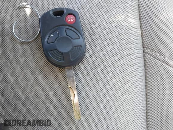 ✅ 2018 Ford Escape SE • VIN: 1FMCU0GD6JUD19967 • Лот: 43306521. Опубликован ранее на IAAI с пробегом 48 801 миль. Бесплатный доступ к архиву аукционных продаж из США и подробный отчёт об истории автомобиля на DreamBid. Изображение 11.