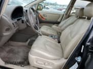 ✅ 2003 Lexus RX 300 • VIN: JTJGF10U130150898 • Лот: 81247335. Опубликован ранее на Copart с пробегом 178 781 миль. Бесплатный доступ к архиву аукционных продаж из США и подробный отчёт об истории автомобиля на DreamBid. Изображение 7.