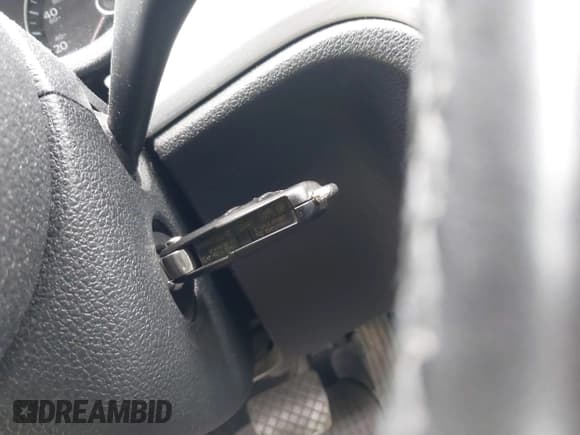 ✅ 2012 Volkswagen Passat SE • VIN: 1VWBP7A30CC073455 • Lot: 42720979. Listed on IAAI with 105,680 mi. Free auction sales archive from the USA and detailed vehicle history report at DreamBid. Image 11.