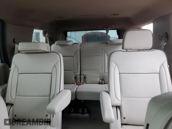 ✅ 2025 GMC Yukon Denali • VIN: 1GKS2DRL1SR247179 • Лот: 71278315. Опубликован ранее на Copart с пробегом 7 230 миль. Бесплатный доступ к архиву аукционных продаж из США и подробный отчёт об истории автомобиля на DreamBid. Изображение 10.