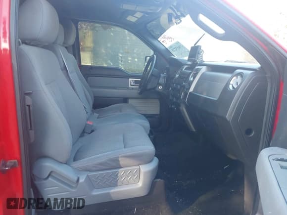 ✅ 2011 Ford F-150 XLT • VIN: 1FTFX1ET7BFB15645 • Lot: 43683275. Listed on IAAI with 179,249 mi. Free auction sales archive from the USA and detailed vehicle history report at DreamBid. Image 5.