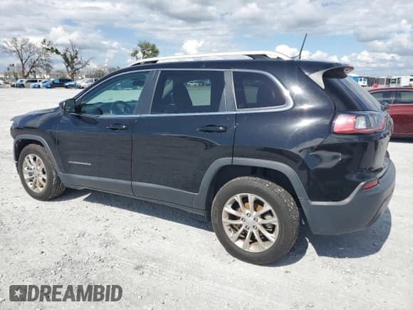 ✅ 2019 Jeep Cherokee Latitude • VIN: 1C4PJLCB5KD264451 • Lot: 56658295. Wystawiony na Copart z przebiegiem 104 715 mil. Bezpłatny archiwum sprzedaży aukcyjnych z USA i szczegółowy raport historii pojazdu na DreamBid. Zdjęcie 2.