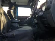 ✅ 2018 Jeep Wrangler Unlimited Sport RHD • VIN: 1C4BJWKG8JL853281 • Lot: 62189215. Wystawiony na Copart z przebiegiem 29 587 mil. Bezpłatny archiwum sprzedaży aukcyjnych z USA i szczegółowy raport historii pojazdu na DreamBid. Zdjęcie 7.