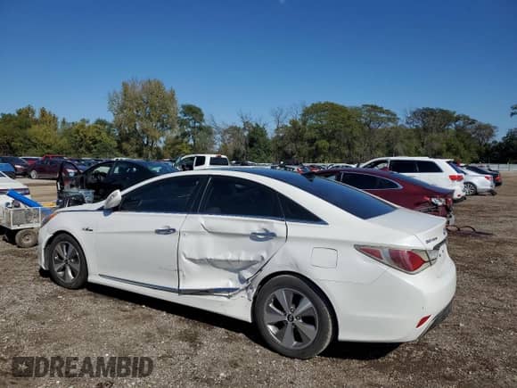 2012 Hyundai Sonata Hybrid с VIN KMHEC4A45CA019479, выставлен на аукционе Copart как лот 82331735 с пробегом 154 028 миль миль и Списание • Salvage title. История ставок и продаж доступна на DreamBid. Изображение 2.