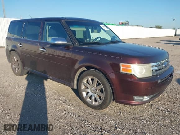 ✅ 2010 Ford Flex Limited • VIN: 2FMGK5DC7ABB29410 • Лот: 43120095. Опубликован ранее на IAAI с пробегом 272 216 миль. Бесплатный доступ к архиву аукционных продаж из США и подробный отчёт об истории автомобиля на DreamBid. Изображение 1.