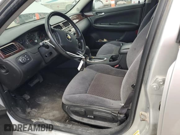 ✅ 2011 Chevrolet Impala LT Fleet • VIN: 2G1WG5EK6B1238724 • Lot: 52582975. Listed on Copart with 172,352 mi. Free auction sales archive from the USA and detailed vehicle history report at DreamBid. Image 7.