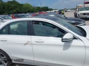 ✅ 2017 Mercedes-Benz C 300 • VIN: 55SWF4JB0HU201974 • Лот: 42321027. Опубликован ранее на IAAI с пробегом 124 958 миль. Бесплатный доступ к архиву аукционных продаж из США и подробный отчёт об истории автомобиля на DreamBid. Изображение 13.