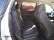 ✅ 2017 Chevrolet Traverse LT • VIN: 1GNKRGKD7HJ267088 • Lot: 82638125. Wystawiony na Copart z przebiegiem 83 811 mil. Bezpłatny archiwum sprzedaży aukcyjnych z USA i szczegółowy raport historii pojazdu na DreamBid. Zdjęcie 11.