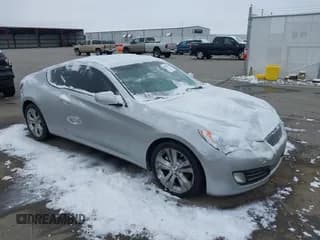 ✅ 2010 Hyundai Genesis Coupe Track • VIN: KMHHU6KH1AU015707 • Lot: 43829214. Listed on IAAI with 210,490 mi. Free auction sales archive from the USA and detailed vehicle history report at DreamBid. Image 1.