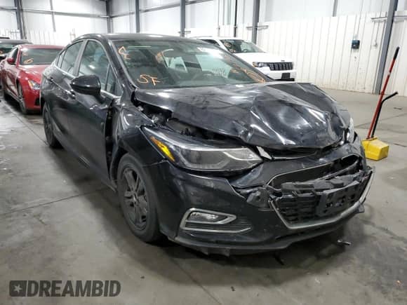 2017 Chevrolet Cruze LT z VIN 1G1BE5SM7H7202224, wystawiony jako Copart lot #62196002 z przebiegiem 89 652 mil mil oraz . Historia ofert i sprzedaży dostępna na DreamBid. Obrazek 1.