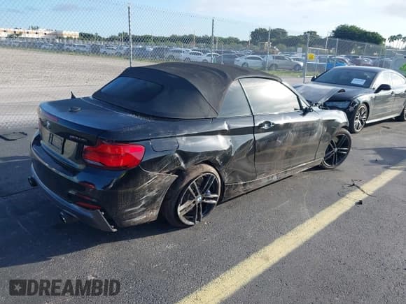 ✅ 2019 BMW 2 Series M240i • VIN: WBA2N1C54KVC28631 • Lot: 43560362. Listed on IAAI with 49,238 mi. Free auction sales archive from the USA and detailed vehicle history report at DreamBid. Image 4.