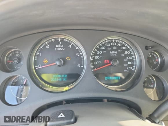 ✅ 2007 Chevrolet Suburban LTZ • VIN: 3GNFK16327G112047 • Lot: 85191495. Listed on Copart with 235,848 mi. Free auction sales archive from the USA and detailed vehicle history report at DreamBid. Image 9.