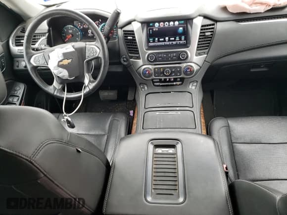 ✅ 2017 Chevrolet Suburban Premier • VIN: 1GNSCJKC1HR383815 • Lot: 75526494. Wystawiony na Copart z przebiegiem 124 147 mil. Bezpłatny archiwum sprzedaży aukcyjnych z USA i szczegółowy raport historii pojazdu na DreamBid. Zdjęcie 8.