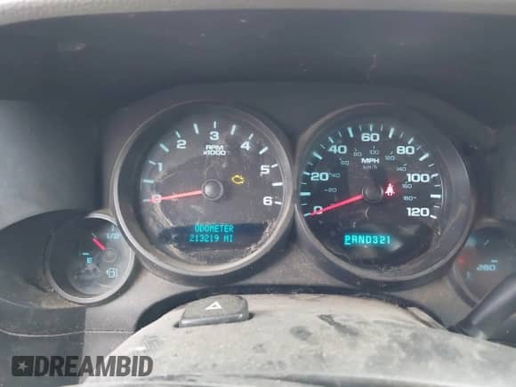 2008 Chevrolet Silverado 1500 Work Truck z VIN 1GCEC14X58Z115601, wystawiony jako IAAI lot #42134593 z przebiegiem 213 219 mil mil oraz . Historia ofert i sprzedaży dostępna na DreamBid. Obrazek 7.