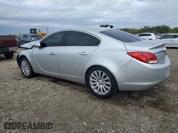 ✅ 2013 Buick Regal Turbo Premium 1 • VIN: 2G4GS5EV0D9120625 • Lot: 85003135. Wystawiony na Copart z przebiegiem 117 541 mil. Bezpłatny archiwum sprzedaży aukcyjnych z USA i szczegółowy raport historii pojazdu na DreamBid. Zdjęcie 2.