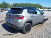 ✅ 2019 Jeep Compass Latitude • VIN: 3C4NJDBB5KT697213 • Lot: 43133163. Listed on IAAI with 55,308 mi. Free auction sales archive from the USA and detailed vehicle history report at DreamBid. Image 4.