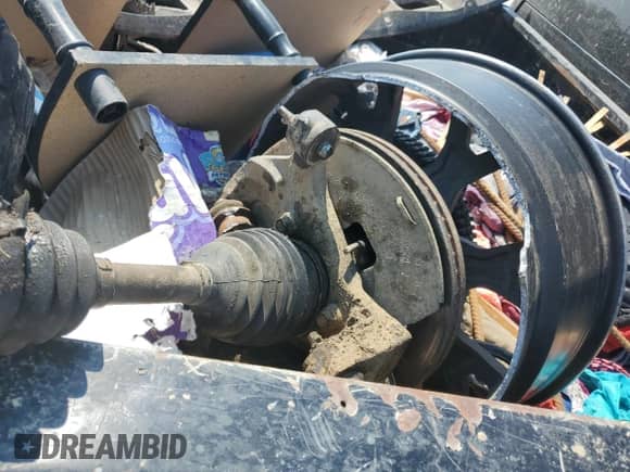 2006 Chevrolet Silverado 1500 LS z VIN 1GCEK19V36Z232083, wystawiony jako Copart lot #67372024 z przebiegiem Nie podano mil oraz Szkoda całkowita • Salvage title. Historia ofert i sprzedaży dostępna na DreamBid. Obrazek 12.