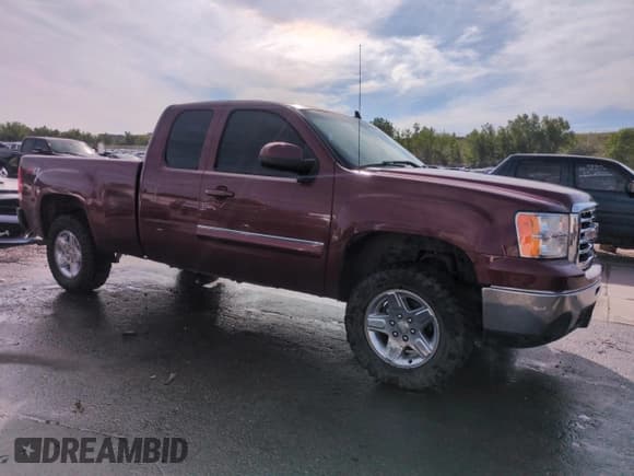 ✅ 2013 GMC Sierra 1500 SLT • VIN: 1GTR2WE70DZ280479 • Lot: 58602555. Listed on Copart with 140,849 mi. Free auction sales archive from the USA and detailed vehicle history report at DreamBid. Image 4.