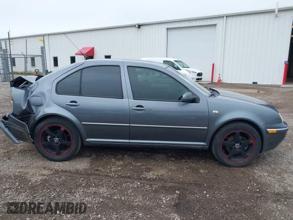 ✅ 2004 Volkswagen Jetta GLS • VIN: 3VWSK69M44M010199 • Lot: 42585096. Listed on IAAI with 134,083 mi. Free auction sales archive from the USA and detailed vehicle history report at DreamBid. Image 13.