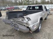 ✅ 2003 Chevrolet S-10 LS • VIN: 1GCCS19X438144296 • Лот: 41717315. Опубликован ранее на IAAI с пробегом 271 041 миль. Бесплатный доступ к архиву аукционных продаж из США и подробный отчёт об истории автомобиля на DreamBid. Изображение 12.