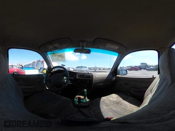 ✅ 2002 Toyota Tacoma • VIN: 5TENL42N02Z880522 • Lot: 43267218. Wystawiony na IAAI z przebiegiem 208 553 mil. Bezpłatny archiwum sprzedaży aukcyjnych z USA i szczegółowy raport historii pojazdu na DreamBid. Zdjęcie 21.