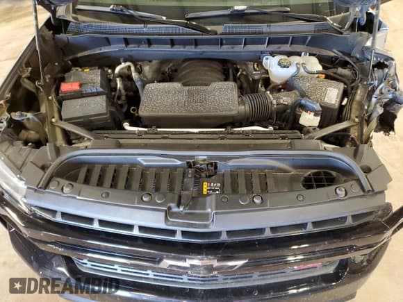 ✅ 2021 Chevrolet Silverado 1500 LT Trail Boss • VIN: 1GCPYFED9MZ120595 • Lot: 60893874. Wystawiony na Copart z przebiegiem 68 092 mil. Bezpłatny archiwum sprzedaży aukcyjnych z USA i szczegółowy raport historii pojazdu na DreamBid. Zdjęcie 12.