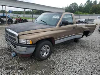 2001 Dodge 1500 with VIN 1B7HC16Y41S659556, listed as a Copart auction lot 61096885 with 262,138 mi miles and Salvage title. Bid and sale history available at DreamBid. Image 1.
