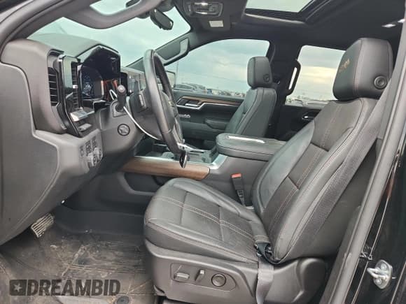 ✅ 2022 Chevrolet Silverado 1500 High Country • VIN: 3GCUDJEL2NG577887 • Lot: 82078435. Listed on Copart with 45,858 mi. Free auction sales archive from the USA and detailed vehicle history report at DreamBid. Image 7.