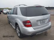 ✅ 2008 Mercedes-Benz M 350 • VIN: 4JGBB86E18A403751 • Лот: 43911652. Опубликован ранее на IAAI с пробегом 168 647 миль. Бесплатный доступ к архиву аукционных продаж из США и подробный отчёт об истории автомобиля на DreamBid. Изображение 3.