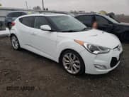 ✅ 2013 Hyundai Veloster w/Black Int • VIN: KMHTC6AD7DU135608 • Lot: 86311894. Wystawiony na Copart z przebiegiem 157 159 mil. Bezpłatny archiwum sprzedaży aukcyjnych z USA i szczegółowy raport historii pojazdu na DreamBid. Zdjęcie 4.