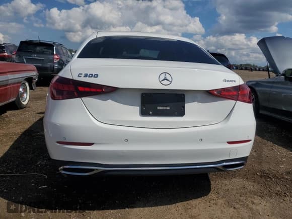 ✅ 2023 Mercedes-Benz C 300 • VIN: W1KAF4HB2PR091509 • Lot: 70904785. Wystawiony na Copart z przebiegiem 39 941 mil. Bezpłatny archiwum sprzedaży aukcyjnych z USA i szczegółowy raport historii pojazdu na DreamBid. Zdjęcie 6.