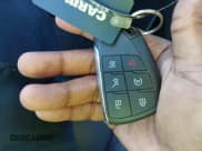 ✅ 2023 Chevrolet Tahoe High Country • VIN: 1GNSKTKL7PR169313 • Lot: 42801943. Wystawiony na IAAI z przebiegiem 67 436 mil. Bezpłatny archiwum sprzedaży aukcyjnych z USA i szczegółowy raport historii pojazdu na DreamBid. Zdjęcie 11.